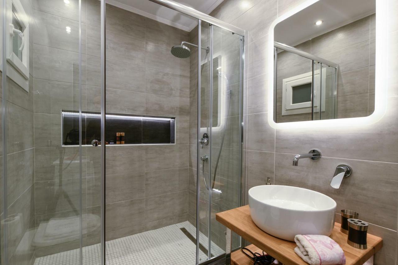 Adell Luxury Apartments Kavála Kültér fotó